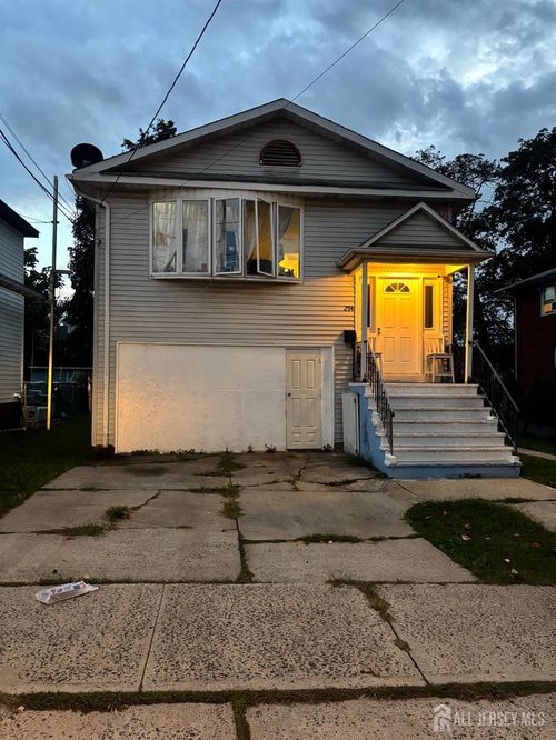 294 Howard St, New Brunswick, NJ, 08901-3024 | Card Image