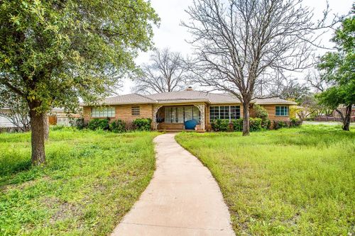 1721 28th St, Lubbock, TX, 79411-1507 | Card Image