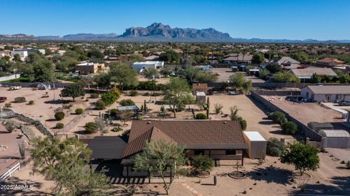 833 N 110th St, Mesa, AZ, 85207-1612 | Card Image