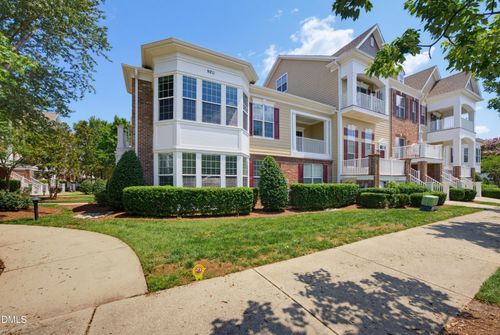 216-9211 Calabria Dr, Raleigh, NC, 27617-7907 | Card Image