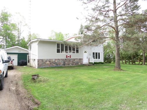 243 Mccullough Lake Dr, Williamsford, ON, N0H2V0 | Card Image