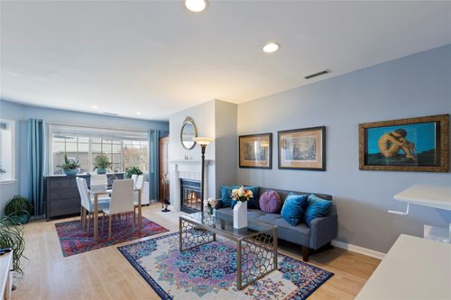 b-19 Windle Park, Tarrytown, NY, 10591-3913 | Card Image