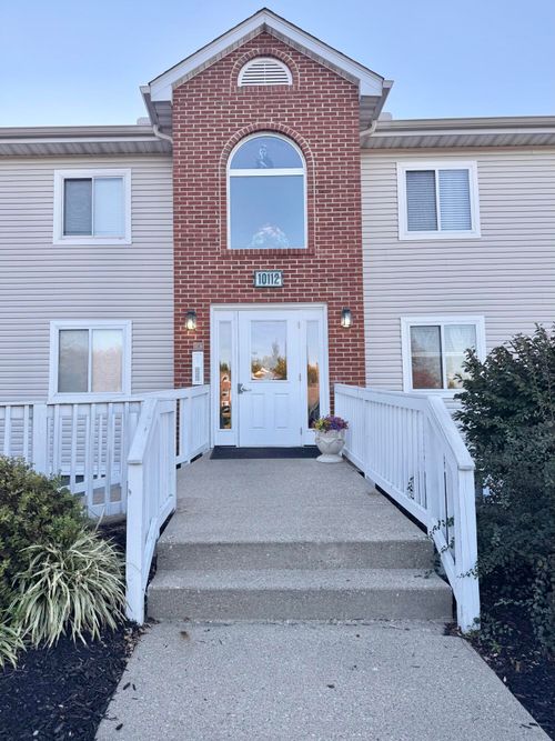 10-10112 Carnation Ct, Florence, KY, 41042-3263 | Card Image