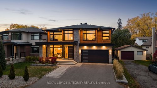 17 Lotta Ave, Nepean, ON, K2G2A9 | Card Image