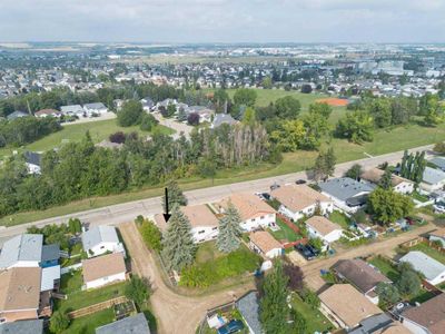 113 Overdown Dr, Home with 4 bedrooms, 1 bathrooms and null parking in Red Deer AB | Image 3