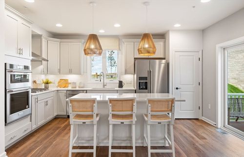 72-13 Mason Way, Woburn, MA, 01801-2476 | Card Image