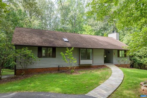 805 Earlysville Forest Dr, EARLYSVILLE, VA, 22936-9544 | Card Image