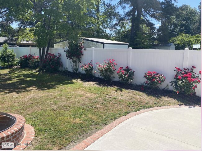 612 Blaney St, House other with 4 bedrooms, 2 bathrooms and null parking in Clinton NC | Image 22