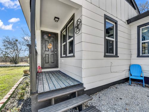 309 N Cedar St, Springtown, TX, 76082-2553 | Card Image