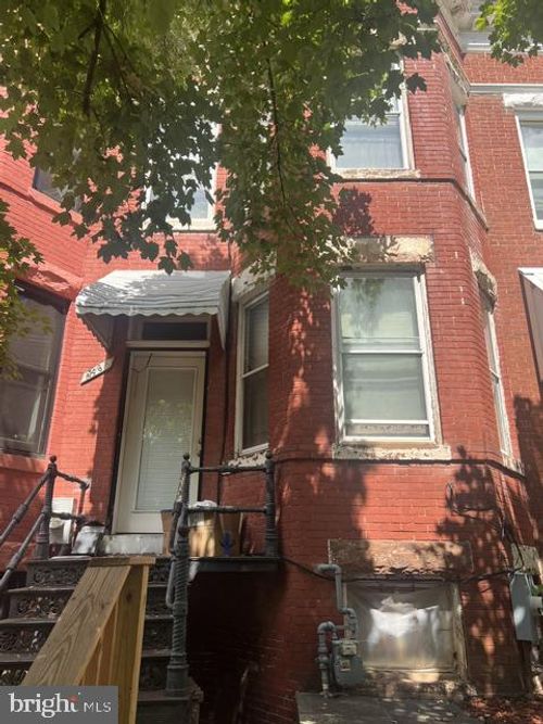 1346 A Street Se, WASHINGTON, DC, 20003 | Card Image