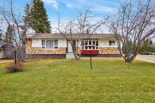 18 50 Ave, Bluffton, AB, T0C | Card Image