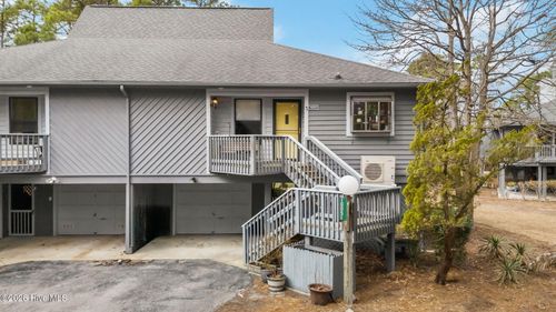 10051 Windward Dr, New Bern, NC, 28560-7267 | Card Image