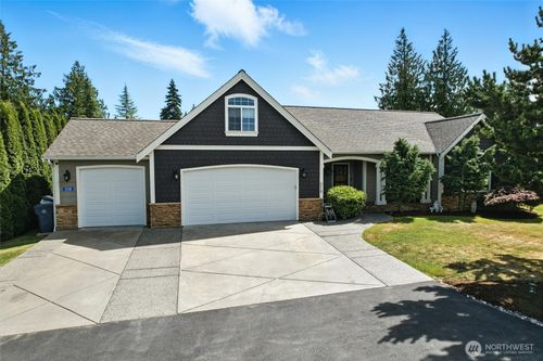 218 Lilly Ln, Mount Vernon, WA, 98274-8771 | Card Image