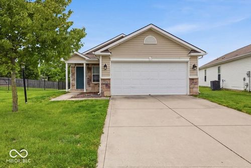 12679 Old Pond Rd, Noblesville, IN, 46060-4941 | Card Image