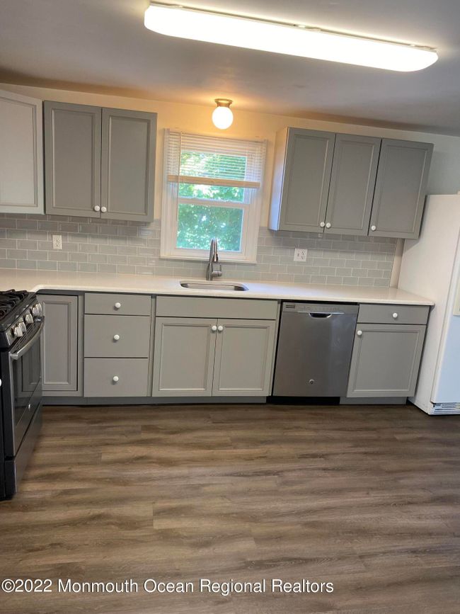 326 Bay Avenue, Sold in Tuckerton Zoocasa