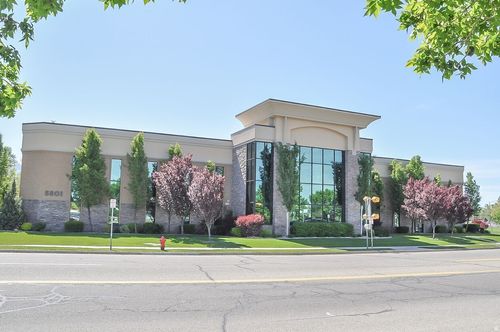 200-5801 S Fashion Blvd, Murray, UT, 84107-6162 | Card Image