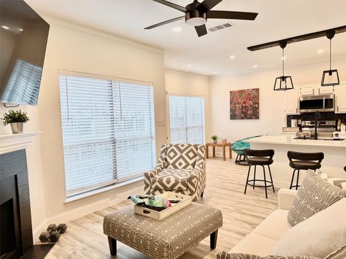 apt-618-7151 Gaston Ave, Dallas, TX, 75214-4154 | Card Image