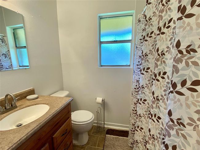 1004 Mill Creek Dr, House other with 2 bedrooms, 2 bathrooms and 1 parking in Brenham TX | Image 11