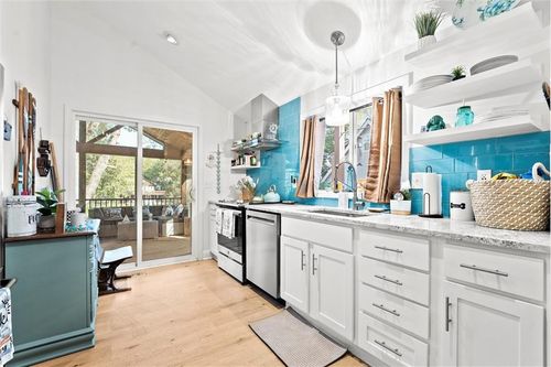 19 U St, Lake Lotawana, MO, 64086-9755 | Card Image