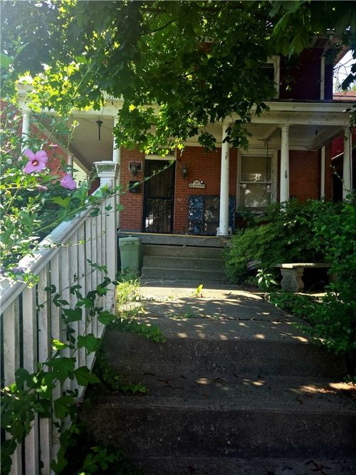 110 Fulton Pl, Mt Oliver, PA, 15210-2304 | Card Image