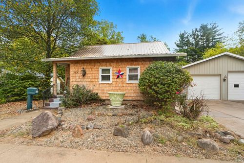 309 S Maple St, North Manchester, IN, 46962-1754 | Card Image