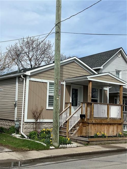 179 Vine St S, St. Catharines, ON, L2R3Y7 | Card Image