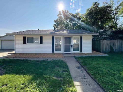 1419 S Ohio Ave, Davenport, IA, 52802-2645 | Card Image