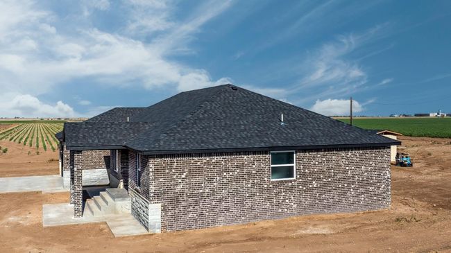 6873 N Bulldog, House other with 4 bedrooms, 3 bathrooms and null parking in Anton TX | Image 11