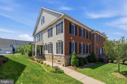 43233 Hattontown Woods Ter, ASHBURN, VA, 20148-8132 | Card Image