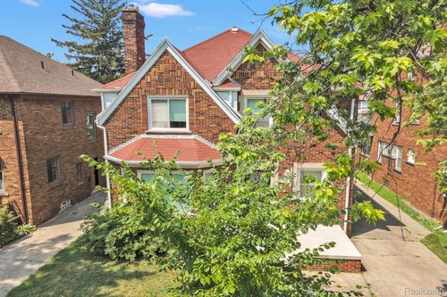 17371 Greenlawn St, Detroit, MI, 48221-2536 | Card Image