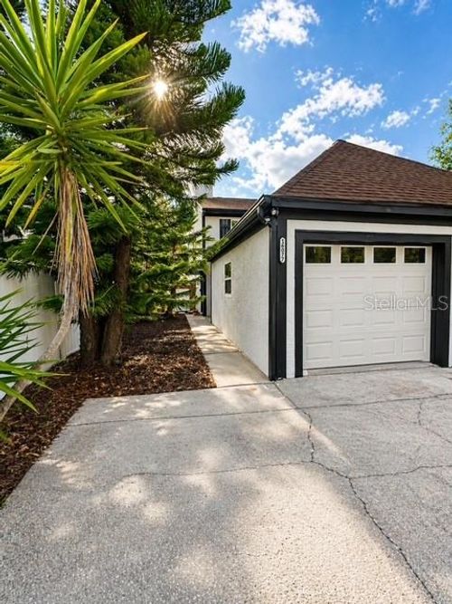 16077 Dawnview Dr, TAMPA, FL, 33624-1339 | Card Image