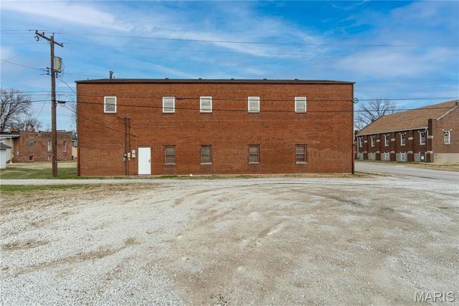 2334 E 25 Th St, House other with 0 bedrooms, 0 bathrooms and null parking in Granite City IL | Image 19