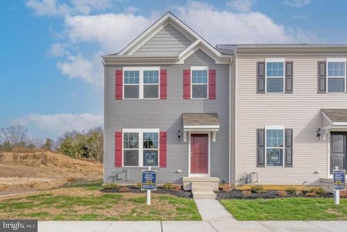 38 Whitaker Ct, MILLVILLE, NJ, 08332-1516 | Card Image