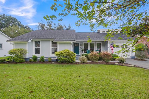 1110 Calm Water Court, Mount Pleasant, SC, 29464 | Card Image