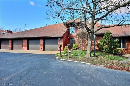 25818 Fairmount Blvd, Beachwood, OH, 44122-2214 | Card Image