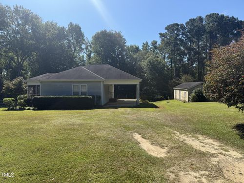 215 Stephenson Rd, Benson, NC, 27504-6976 | Card Image