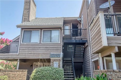 202-9835 Walnut St, Dallas, TX, 75243-8869 | Card Image