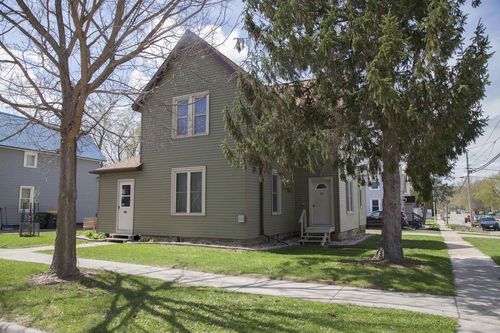 886 N Central Avenue, RICHLAND CENTER, WI, 53581 | Card Image