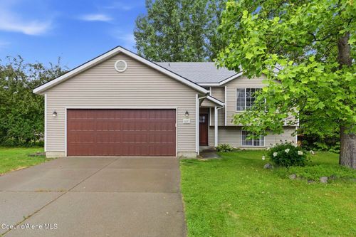 8845 N Davis Cir, Hayden, ID, 83835-8229 | Card Image