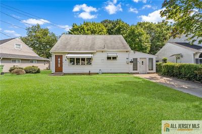 2 Buttonwood Drive, House other with 3 bedrooms, 1 bathrooms and null parking in Sayreville NJ | Image 2