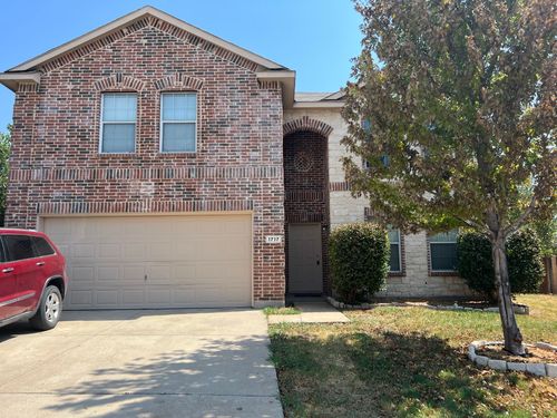 1717 Grassy View Dr, Fort Worth, TX, 76177-7555 | Card Image