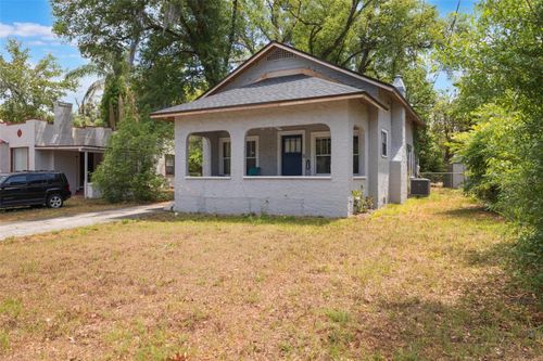 735 N Clara Ave, Deland, FL, 32720-2701 | Card Image