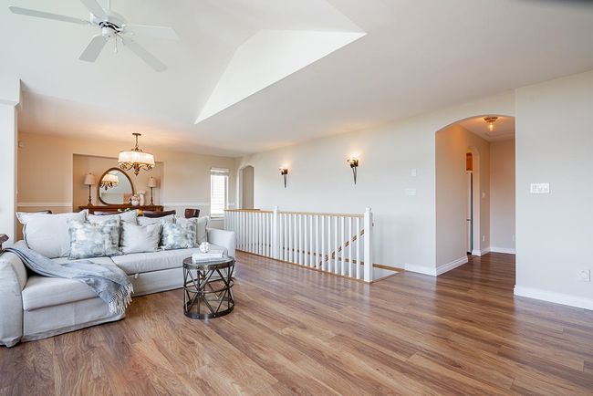 23819 Zeron Ave, House other with 6 bedrooms, 3 bathrooms and 4 parking in Maple Ridge BC | Image 12