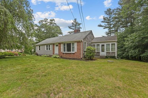 22 Oakridge Rd, Scituate, RI, 02857-1156 | Card Image