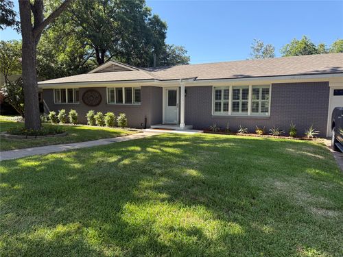 2432 Skyline Dr, Waco, TX, 76710-1133 | Card Image