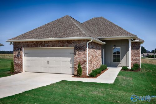 152 Elledge Farm Dr, Hazel Green, AL, 35750-7939 | Card Image