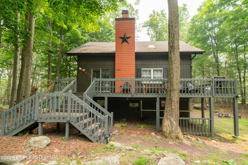 9688 Stony Hollow Dr, Tobyhanna, PA, 18466-3863 | Card Image