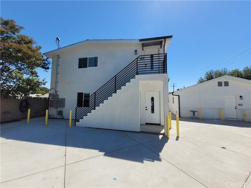 8323 Quartz Avenue, Winnetka, CA, 91306 | Card Image