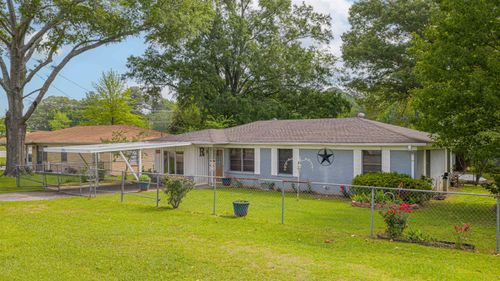 1504 Scenic Dr, Longview, TX, 75604-2318 | Card Image