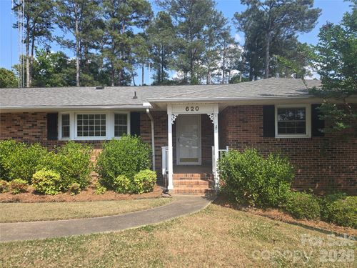 620 Mcdowell Drive, chester, SC, 29706 | Card Image